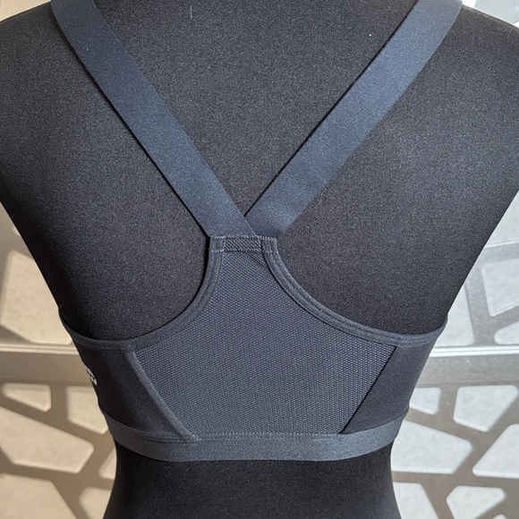 All in Motion black Zipper Sports Bra - Picture 2 of 8
